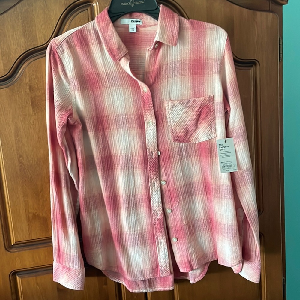 Sonoma Long sleeve plaid shirt
